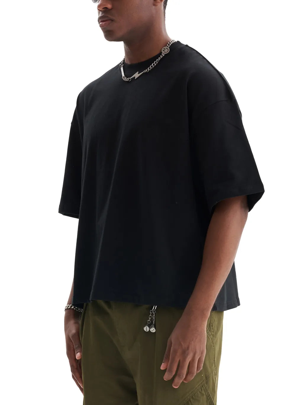 Classic-Loose-Boxy-Tee-men-in-black-white-graycustomisable